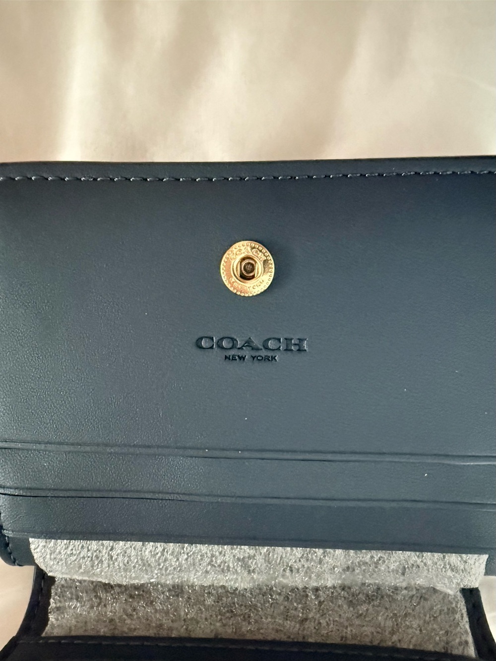 Coach Snap Wallet In Loved Denim With Charm - Picture 3 of 5